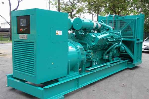 九台柴油发电机组电压不稳定怎样维修？